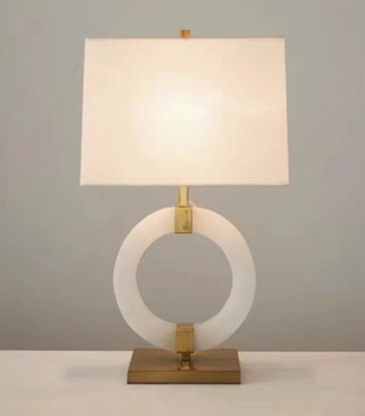 Лампа настольная Virtuo