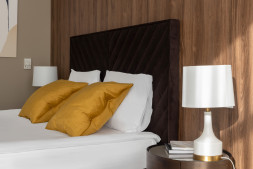 Лампа настольная (белый плафон) 22-88456