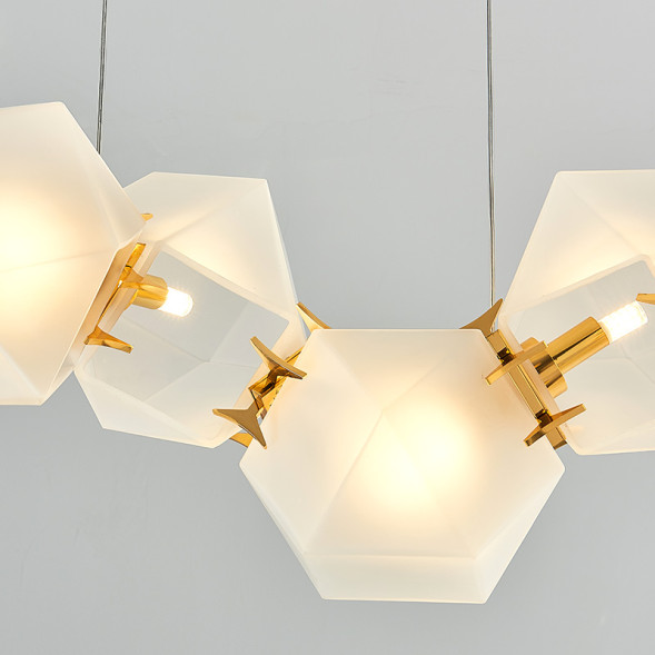 Рядный Светильник Из Матовых Стеклянных Многогранников С Внутренней Подсветкой Phillis