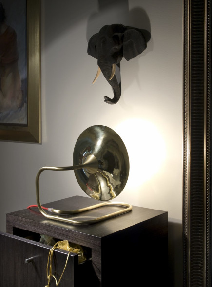 Лампа настольная Bullarum