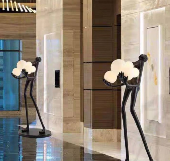 Торшер Man Carries Light I