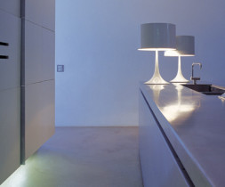 Лампа настольная Spun Light T D39