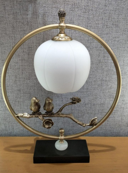 Лампа настольная TT2003B