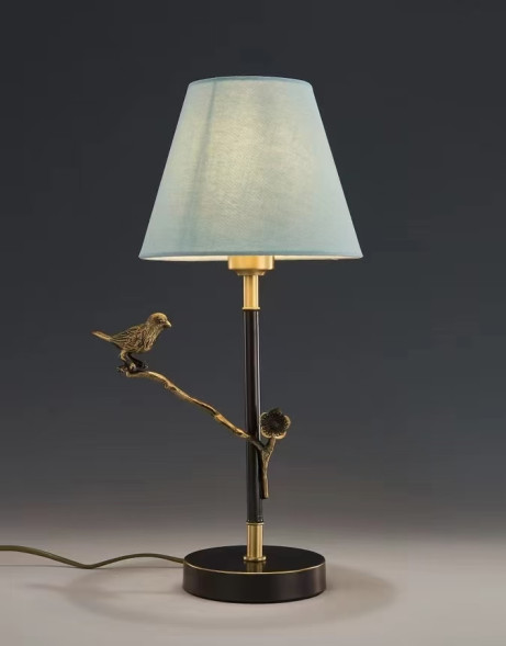 Лампа настольная TT2147